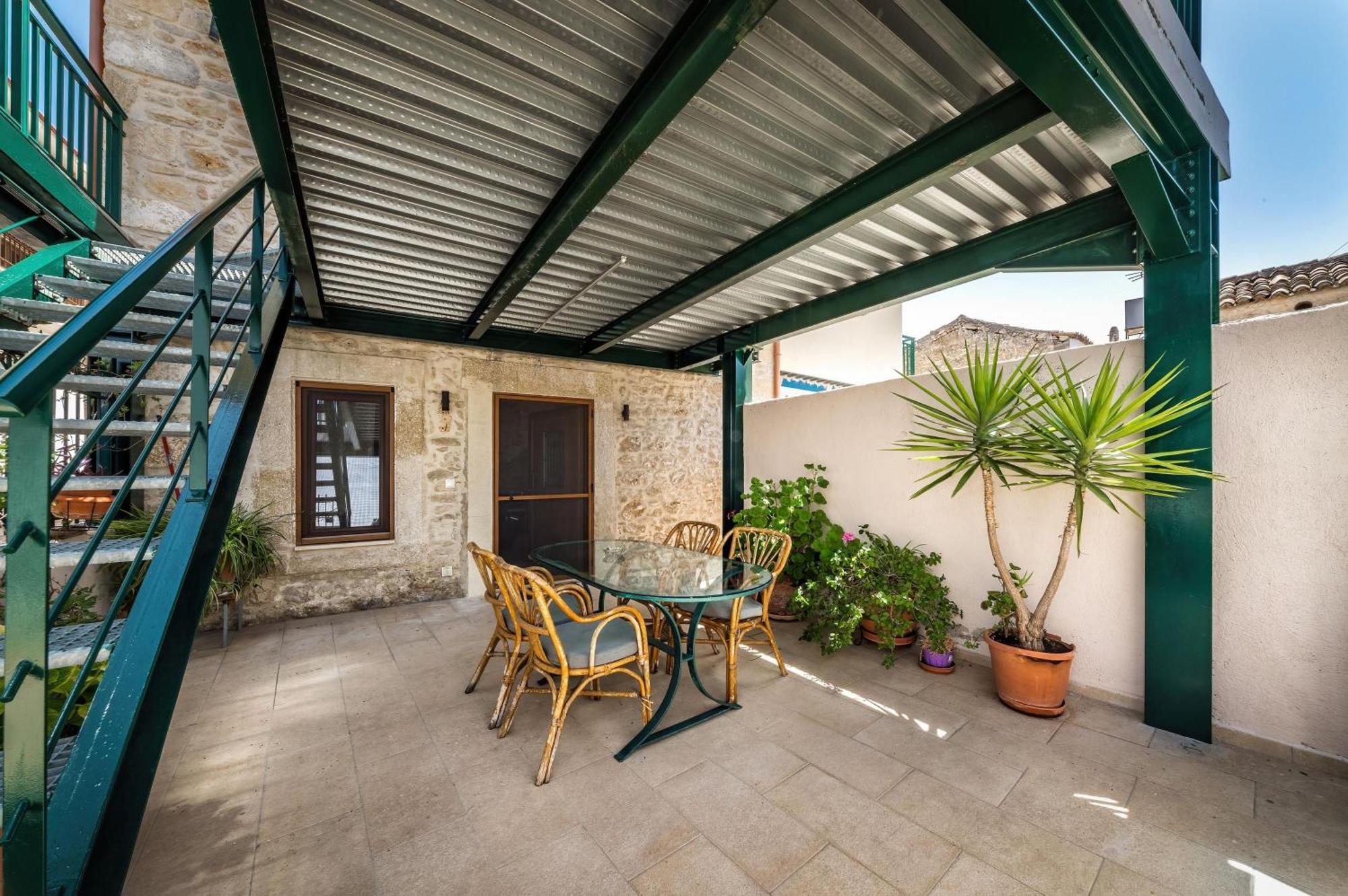 Guest House Aphrodite Kato Archanes Exterior photo