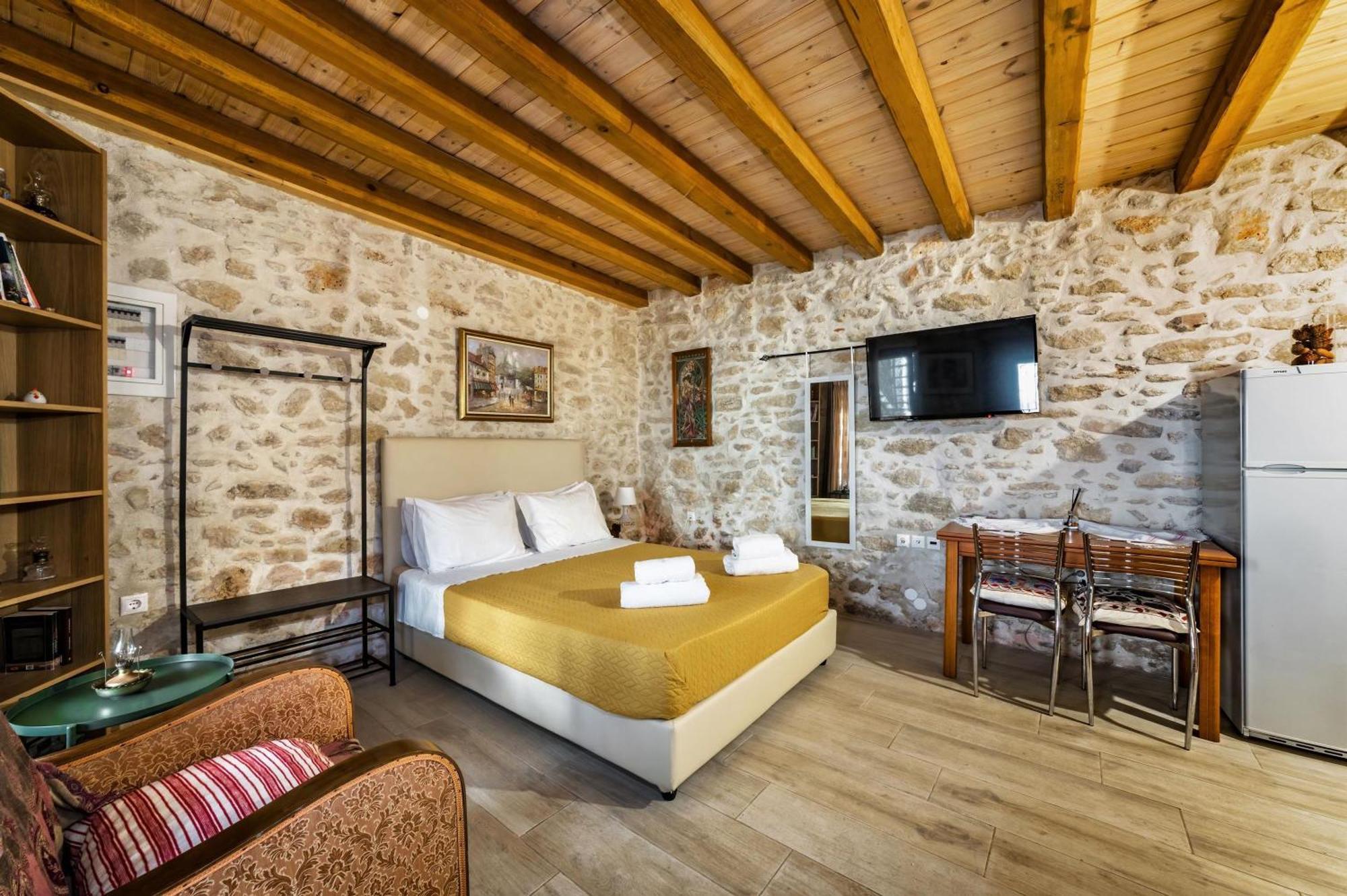 Guest House Aphrodite Kato Archanes Exterior photo