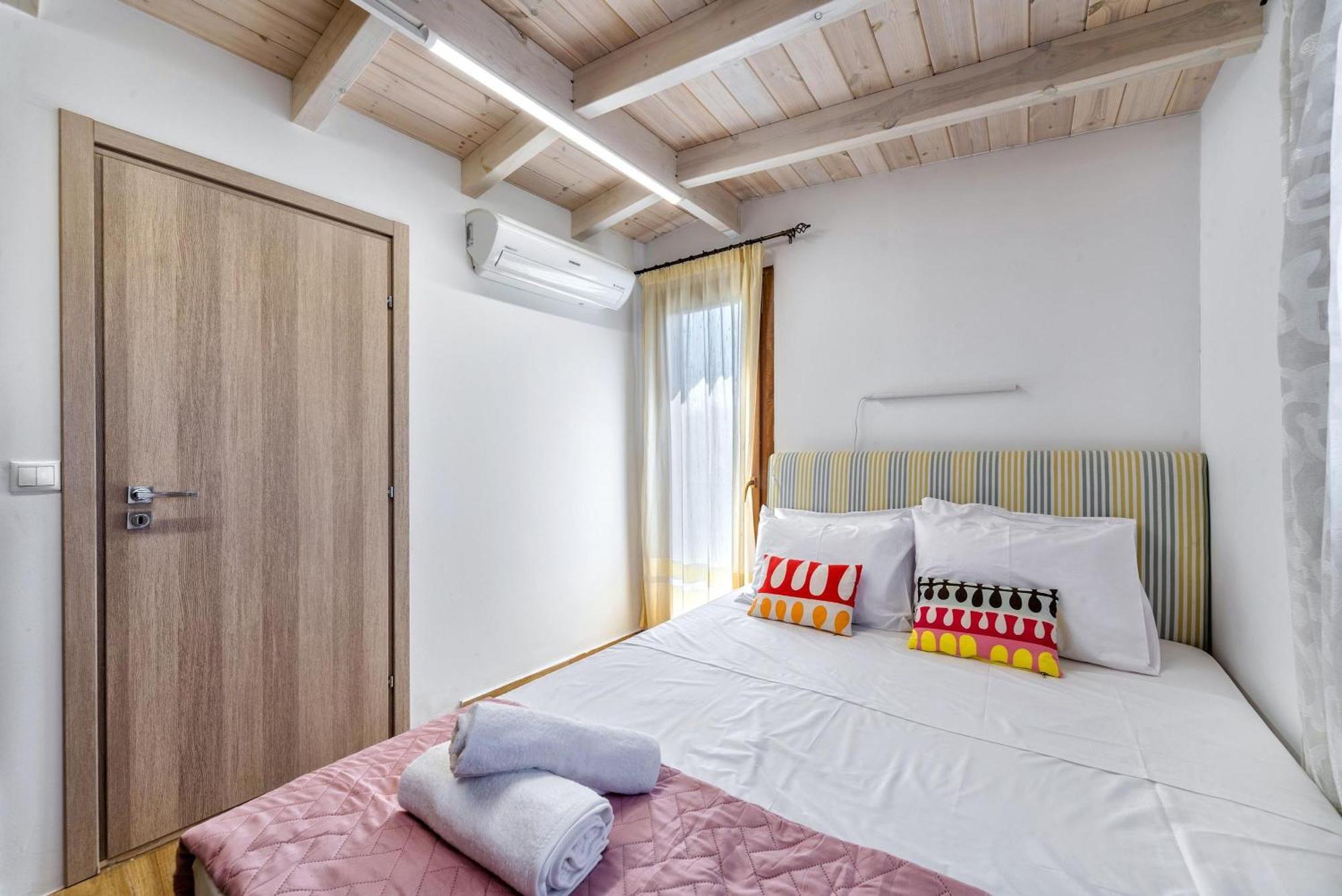 Guest House Aphrodite Kato Archanes Exterior photo